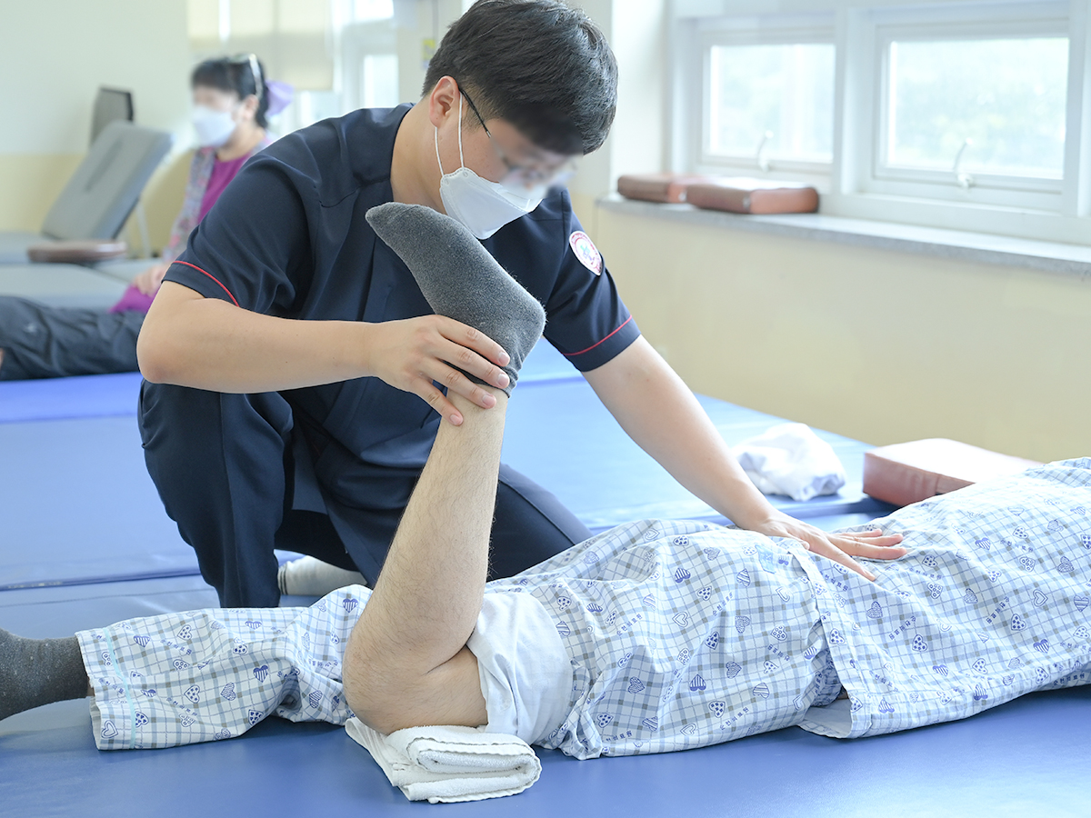 수술 후 재활 사진